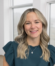 Book an Appointment with Danielle England for Services de thérapie en français