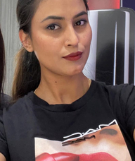 Book an Appointment with Veerpal kaur for DERMAL FILLERS