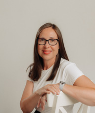 Book an Appointment with Dominique Williams for Counselling