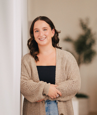 Book an Appointment with Theresa Miceli for Counselling