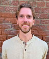 Book an Appointment with Cip de Vries for Massage Therapy