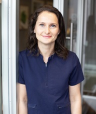 Book an Appointment with Flore Gallo for Physiotherapy