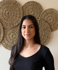 Book an Appointment with Dr. Avleen Bajwa for 📞 Consulting