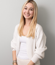 Book an Appointment with Tanya Pouran for Free Therapist Consultation Calls