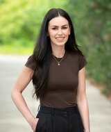 Book an Appointment with Jelena Mlinarevic at Elevate Counselling and Therapy