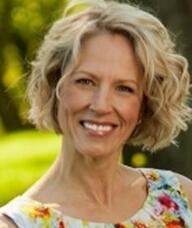 Book an Appointment with Dr. Erinn Oseen for Chiropractic