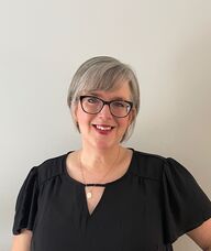 Book an Appointment with Laura Hansford for Free 20-minute Consultation