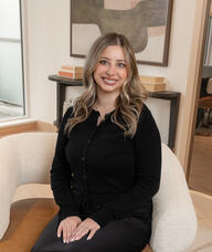 Book an Appointment with Cassidy Doolan for Dermaplaning Training