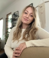 Book an Appointment with Lia Bishop at Abbotsford Location