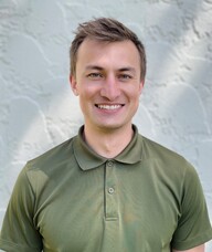 Book an Appointment with Xavier David for Physiotherapy