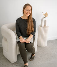 Book an Appointment with Kait Veilleux for Acupuncture