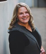 Book an Appointment with April Duchscherer at Solutions Clinical Pharmacy South