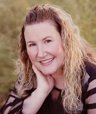 Book an Appointment with Glenna Good for Clinical Counselling- Registered Social Worker