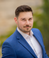 Book an Appointment with Arthur Jaworski at Milton Location