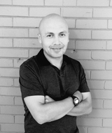 Book an Appointment with Hugo Orozco-Reyes at The Runner's Academy St. Clair West